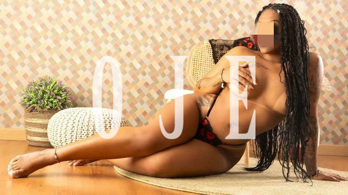 Monique alves, 938454521