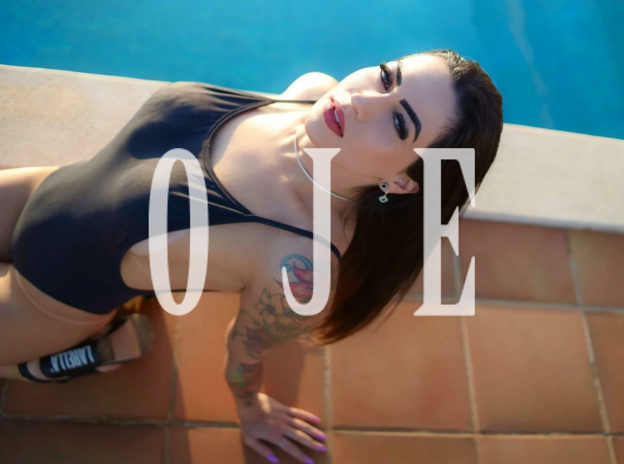 Giovana,  uma acompanhante brasileira de 23 anos 