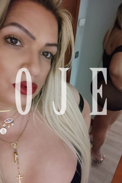 Duda Carvalho, travesti em Aveiro 920497034