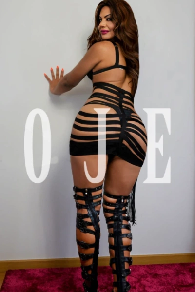 Sandy Muniz, travesti em Portimão 934017515