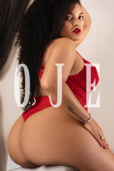 Raissa Souza, acompanhante em Albufeira 925704478