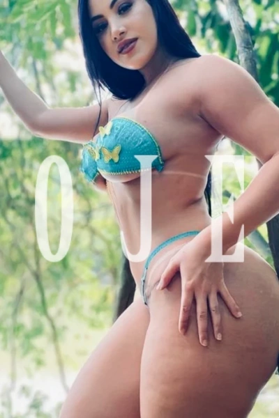 Lua, acompanhante em Faro 962669780