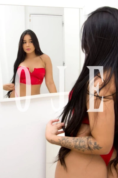 PAOLA, acompanhante em Matosinhos 935843875