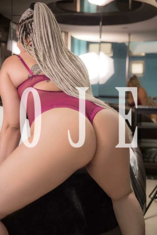 Beijos na boca, Fetichismo, Atenção à casais, Oral com camisinha, Chuva dourada, Sexo anal, Garganta profunda, Lésbica, Ejaculação corpo, Namoradinha, Sado dominadora, Massagem erótica, Lingerie, Atenção à mulheres, Despedida de solteiro: Escorts em Braga
