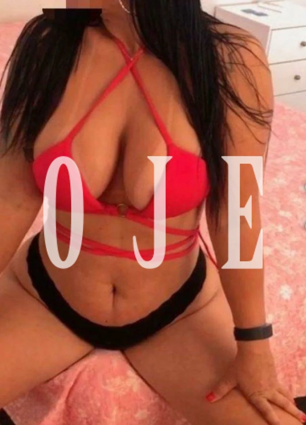 Beijos na boca, Fetichismo, Oral com camisinha, Garganta profunda, Namoradinha, Fantasias e figurinos, Massagem erótica, Lingerie: Escorts em Faro