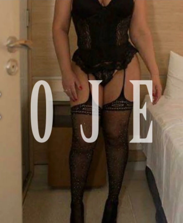 Beijos na boca, Fetichismo, Oral com camisinha, Garganta profunda, Namoradinha, Fantasias e figurinos, Massagem erótica, Lingerie: Escorts em Faro