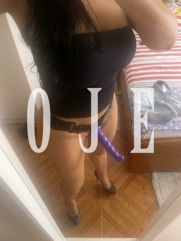 Acompanhantes, Namoradinha, 