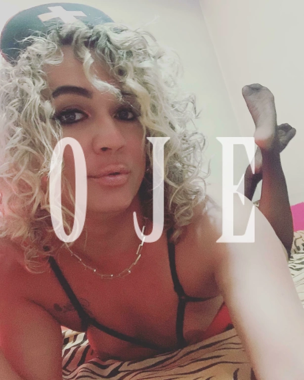 Beijos na boca, Oral sem camisinha, Beijo negro, Garganta profunda, Ejaculação corpo, Namoradinha, Oral até o final, Fantasias e figurinos, Massagem erótica, Ativa, Passiva, Inversao de papéis, Sem limite: travesti em Braga