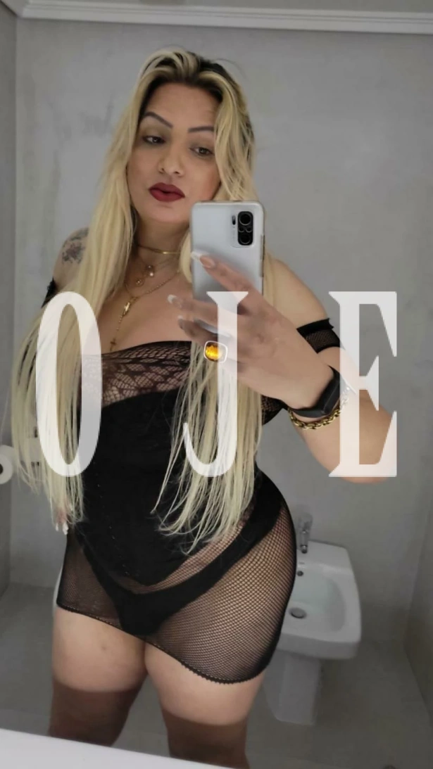 Fetichismo, Namoradinha, Massagem erótica, BDSM, Atenção à deficientes físicos, Despedida de solteiro, Sexcam, Stripers: travesti em Aveiro