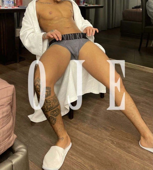 Fetichismo, Massagem erótica, Sexcam: travesti em Matosinhos