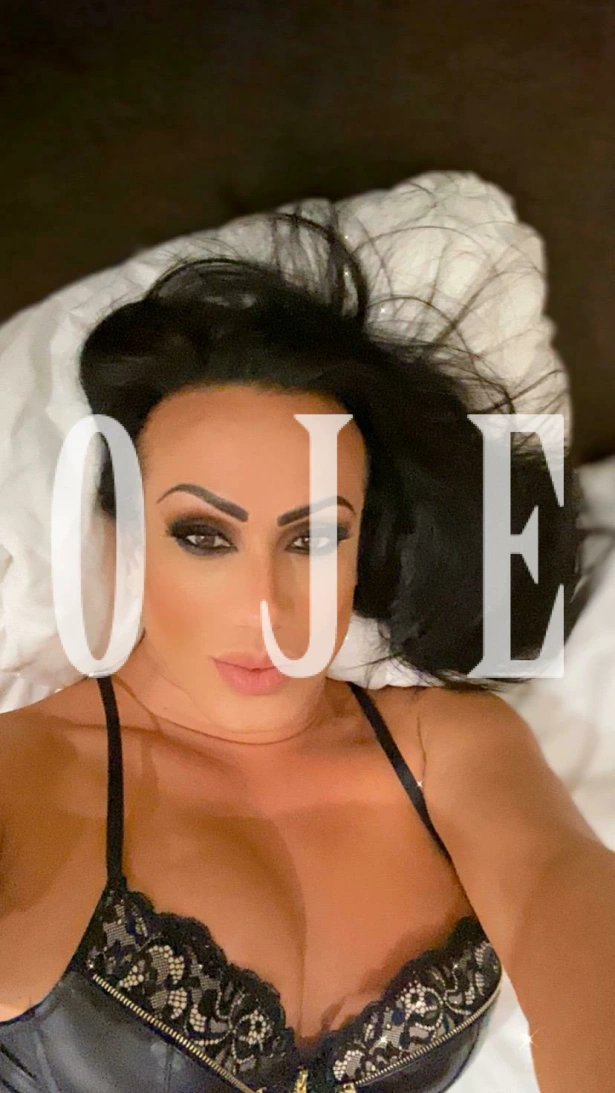 Fetichismo, Atenção à casais, Namoradinha, Massagem erótica, Despedida de solteiro, Sexcam: travesti em Funchal