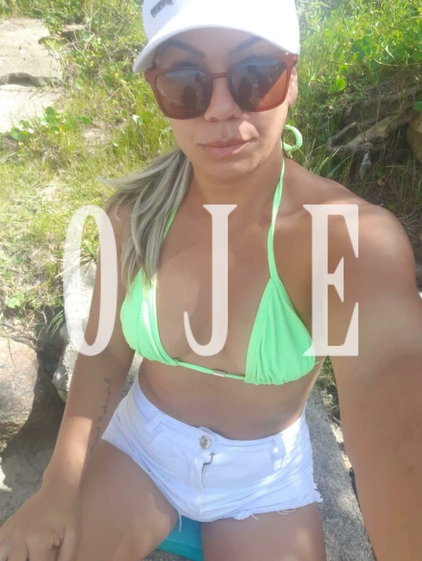 Acompanhantes, Namoradinha, 