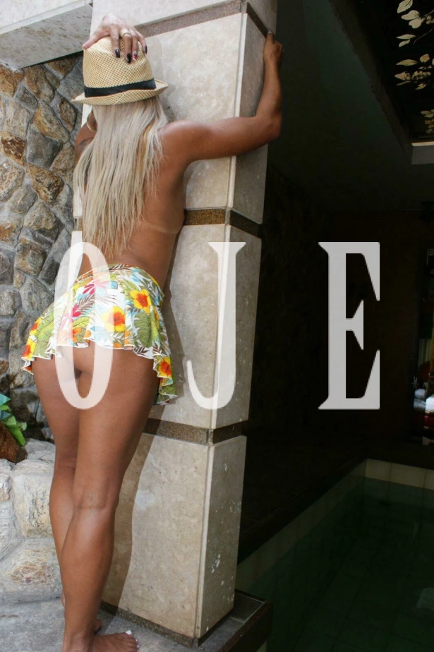 Nikkita ferrari, rrari, uma acompanhante brasileira de 29