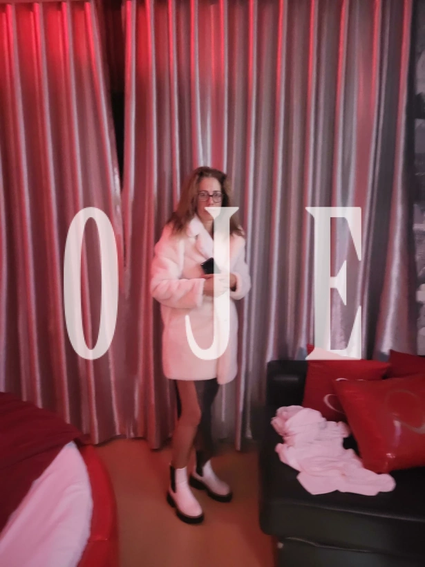 Namoradinha, Massagem erótica: Escorts em Porto