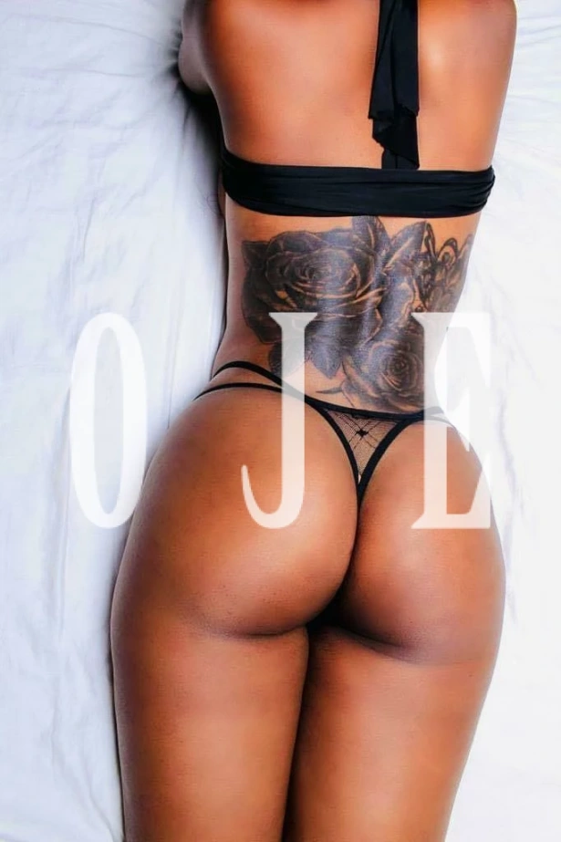 Fetichismo, Atenção à casais, Namoradinha, Massagem erótica, BDSM, Atenção à deficientes físicos, Atenção à mulheres, Despedida de solteiro, Sexcam, Stripers: Escorts em Faro