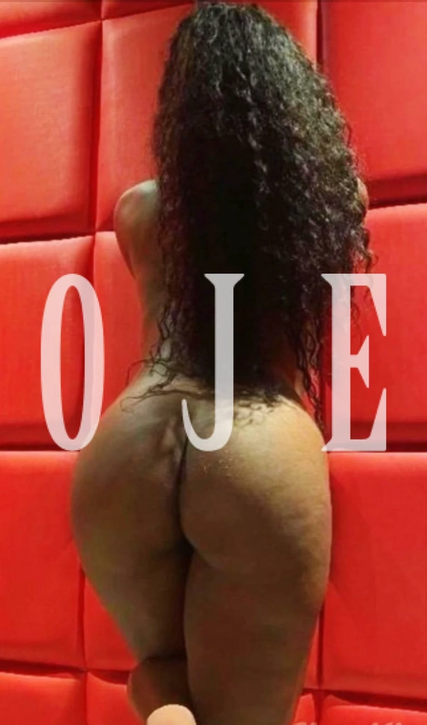 Namoradinha, Massagem erótica: Escorts em Setúbal