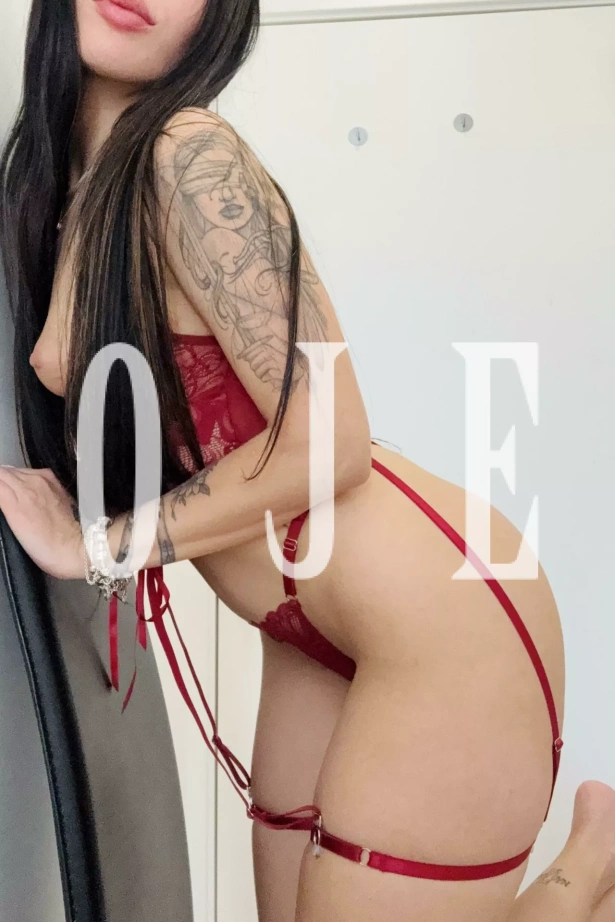 Namoradinha, Massagem erótica, Sexcam: Escorts em Coimbra