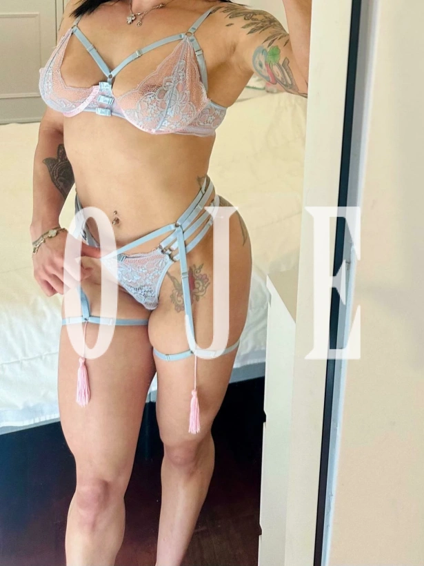Namoradinha, Massagem erótica, BDSM: Escorts em Albufeira