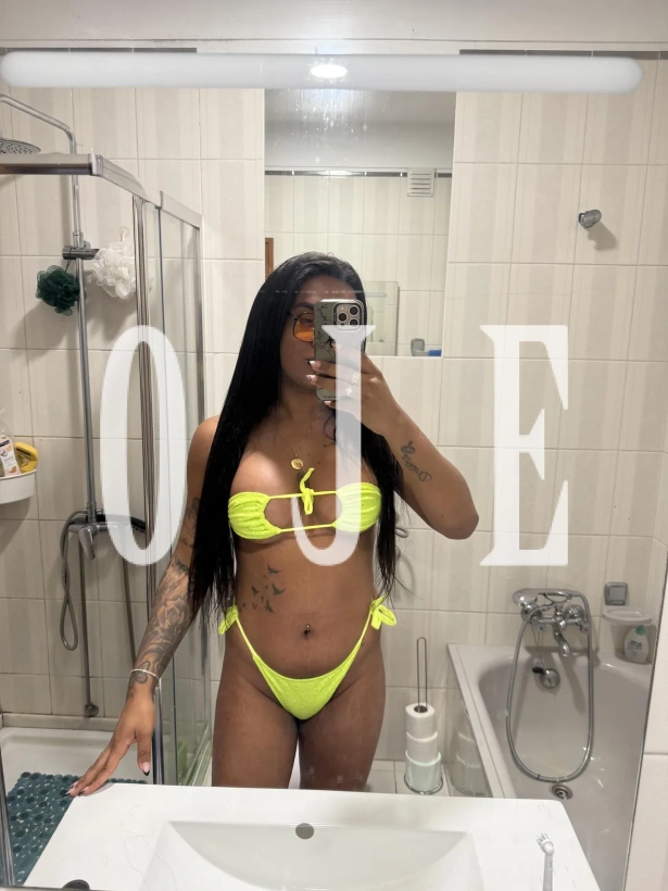 Fetichismo, Namoradinha, Despedida de solteiro, Sexcam: travesti em Figueira da Foz