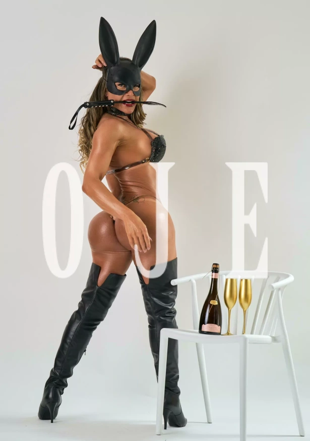 Fetichismo, Namoradinha, Massagem erótica, Sexcam, Stripers: travesti em Lisboa