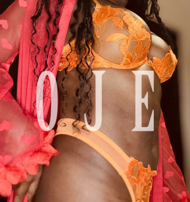 Fetichismo, Atenção à casais, Namoradinha, Massagem erótica, BDSM: Escorts em Funchal