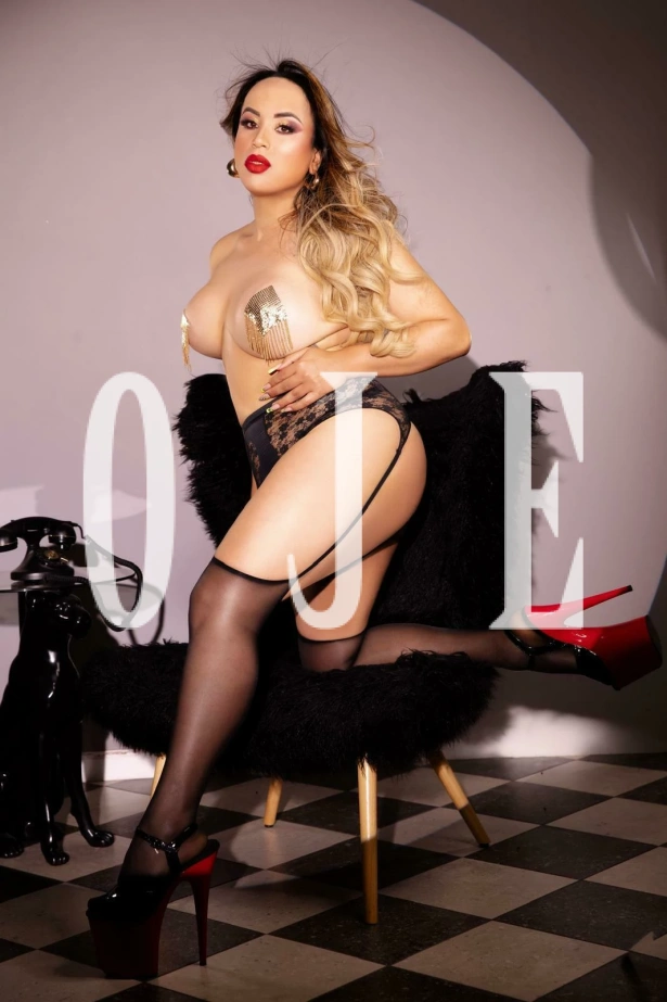 Fetichismo, BDSM, Atenção à deficientes físicos, Massagem erótica, Namoradinha, Despedida de solteiro, Sexcam, Stripers: travesti em Funchal