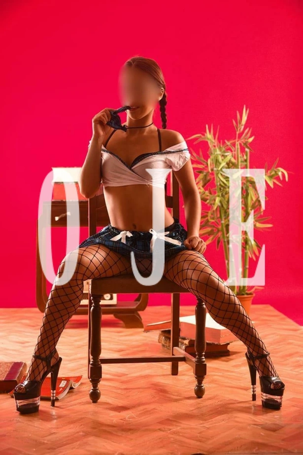 Massagem erótica, Namoradinha, Sexcam: Escorts em Maia