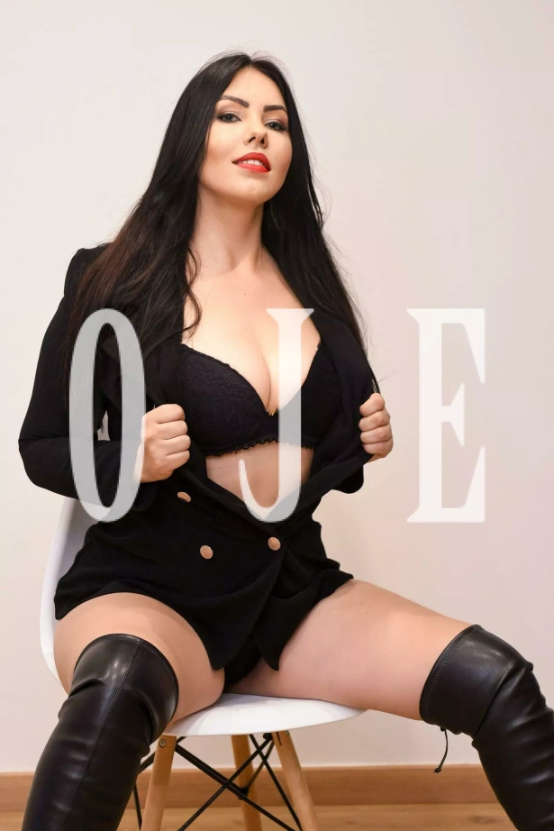 Ana julia, 961786924
