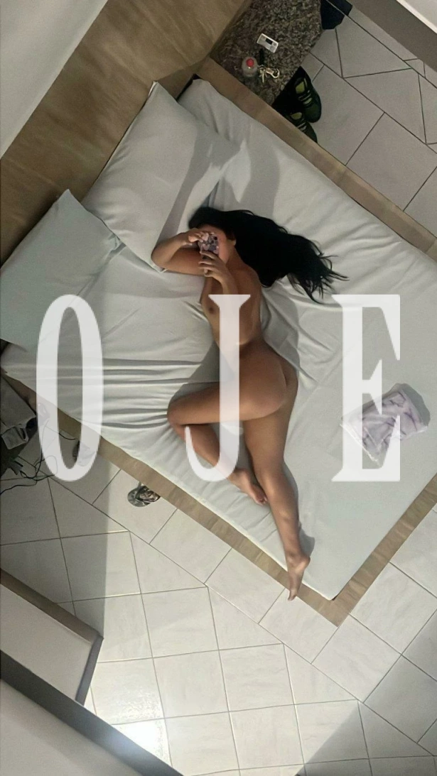 Bella, 966270044