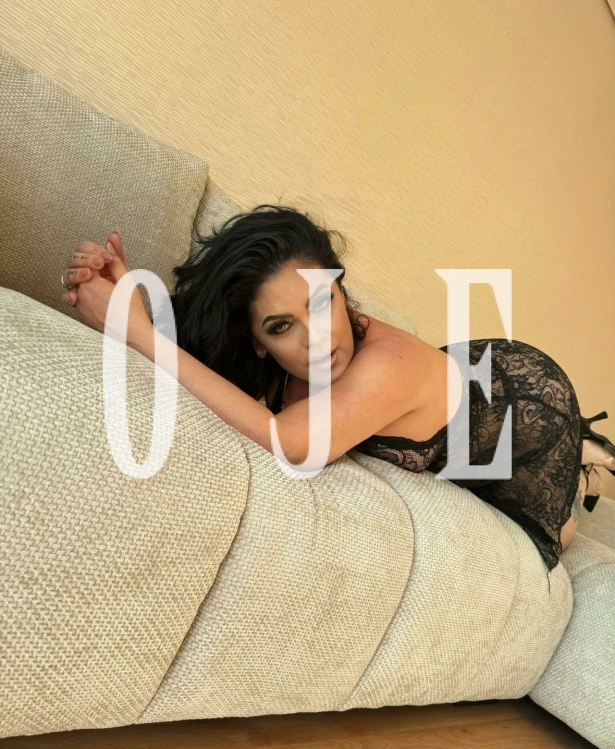 Namoradinha, Massagem erótica: Escorts em Porto