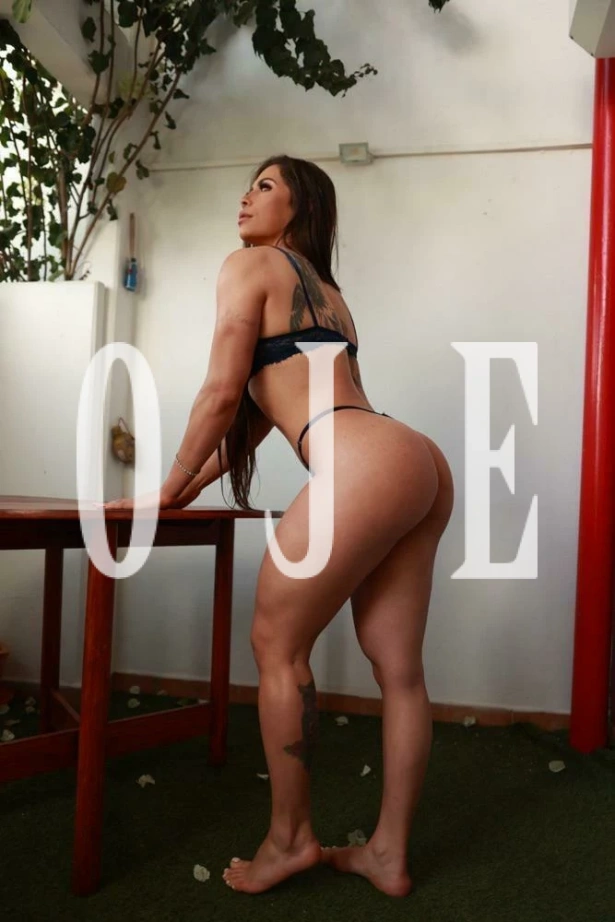 Atenção à casais, Namoradinha, Massagem erótica, Despedida de solteiro, Stripers: Escorts em Albufeira