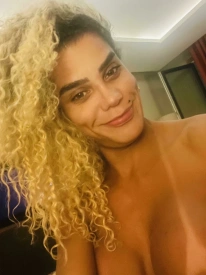 Poderosa, travesti em Portimão 965150115