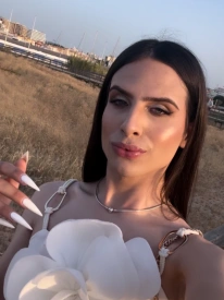 Rafaella, travesti em Faro 911504143