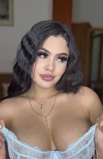 Alice , acompanhante em Évora 924139067