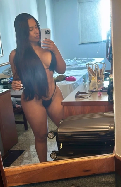 Isabelle, acompanhante em Albufeira 930633080